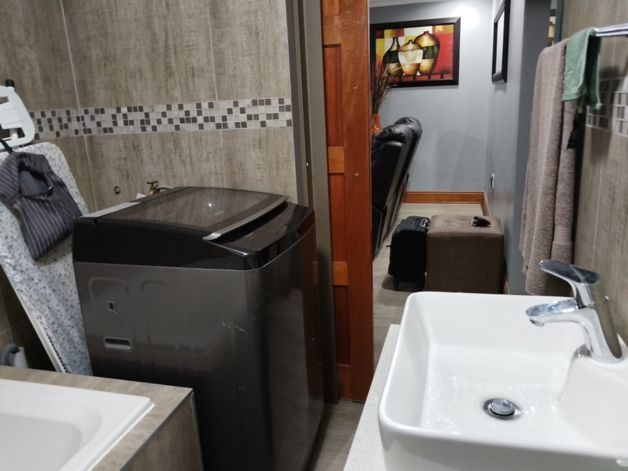 2 Bedroom Property for Sale in Estoire Free State